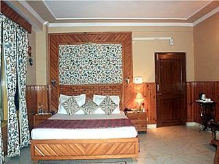 Hotel Una Comfort Nandini Dharamshala Exterior foto